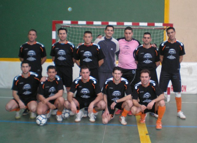 Equipo de Ftbol Sala: LATINOS Y CAAS VIALIA